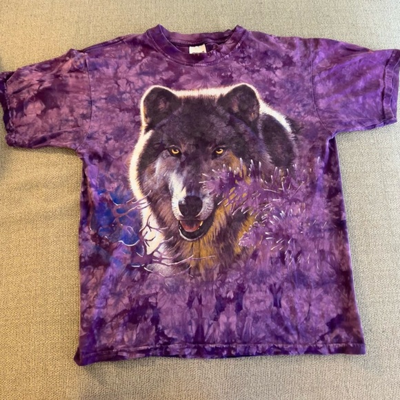 Tops - Vintage Wolf Tee